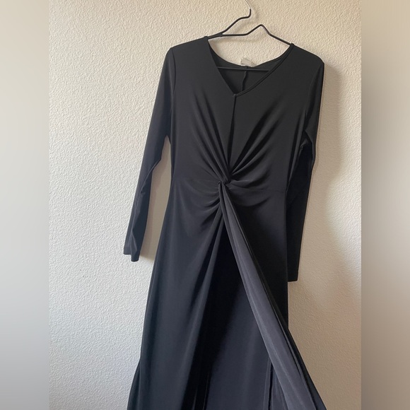 Wrapper dress - Picture 2 of 2